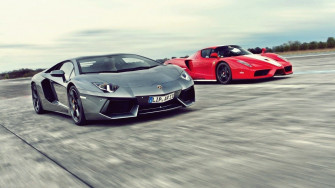 Lamborghini Aventador Vs Ferrari Enzo HD Wallpaper