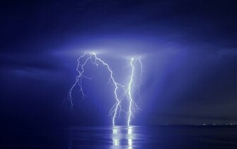 Lightning Thunder Wallpaper