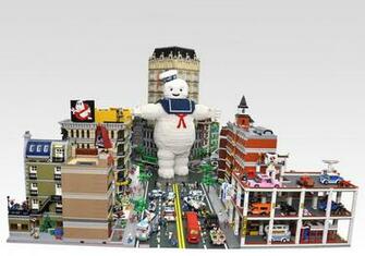 Marshmallow Man Attacks Ghostbusters In Lego Nyc