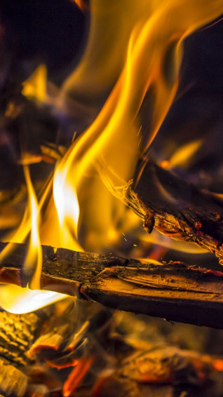 iPhone Fire Wallpaper On