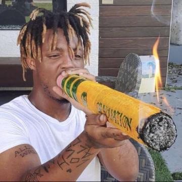 Juice Wrld Smoking The Big Ass Pencil R Juicewrld