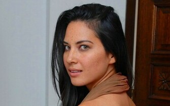 Actress Wallpaper Olivia Munn HD