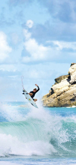 Surfing iPhone Wallpaper On