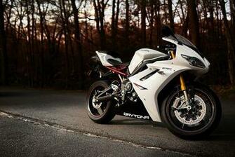 Triumph 675r Daytona