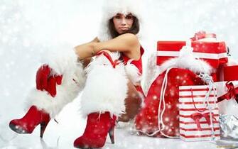 Best Woman Christmas Portrait Wallpaper Image