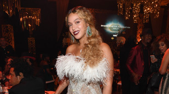 Beyonc Flaunts Stunning Braids To Announce Ivy Park X Adidas