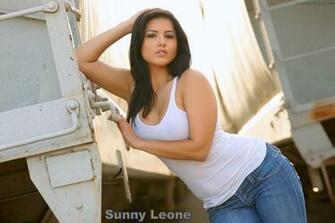 Sunny Leone HD Wallpaper