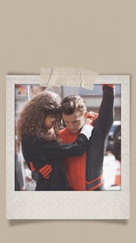 Wallpaper Headers On Tom Holland Zendaya