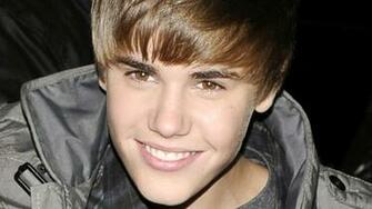 Justin Bieber Cute Wallpaper
