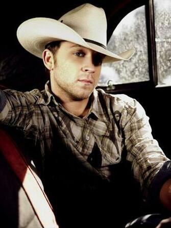 Listen To Justin Moore Kinda Don T Care Radio Iheartradio
