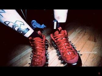 Anyone Know Where Zillakami Gets His Shoes Customized Or Does He