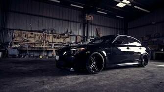 Bmw M5 Garage Tuning Wallpaper