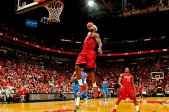 Lebron James Dunk The Art Mad Wallpaper