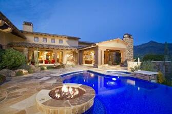 Full HD Luxury House Wallpaper Pictures