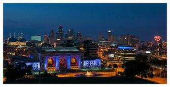 Kyle Lisa Kansas City Engagement Kaye Ness Photography