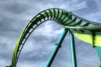 Roller Coaster Tracks Screensaver
