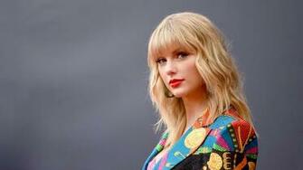 Lessons From Taylor Swift S Surprise Folklore Album Inc