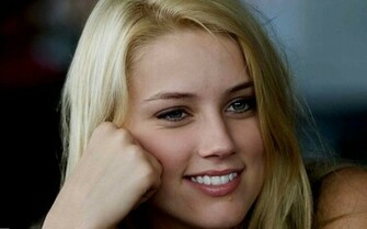 Amber Heard Wallpaper
