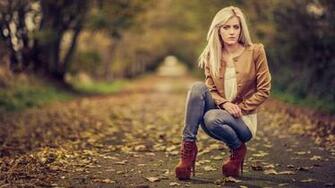 Fashion Model Girl Beautiful Blonde