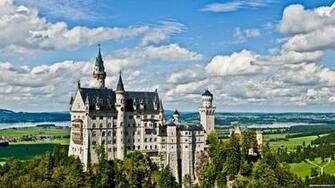 Castle Neuschwanstein Wallpaper