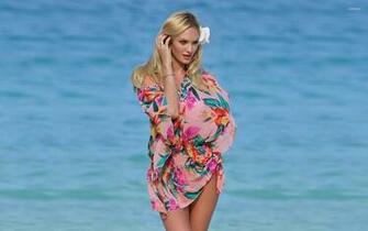 Candice Swanepoel Wallpaper Girl
