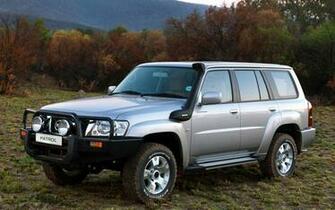 Nissan Patrol Turns Wallpaper