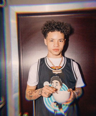 Yummy Isn T He Mosey Cute Rappers