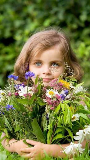 Cute Girls Hold Flowers iPhone Wallpaper