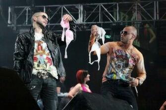 Top Yandel Y Esposa Wallpaper