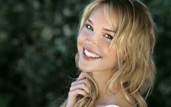 Beautiful Arielle Kebbel
