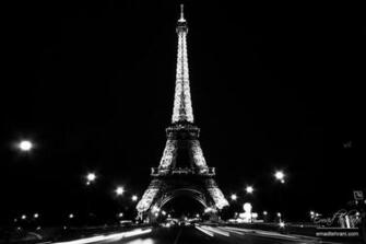 Eiffel Tower At Night Wallpaper