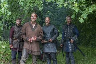 Image Vikings Tv Series Warriors Alexander Ludwig Travis Fimmel