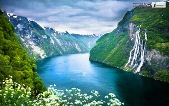 Beautiful Mountain Scenery