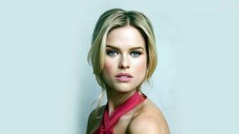 Alice Eve Wallpaper