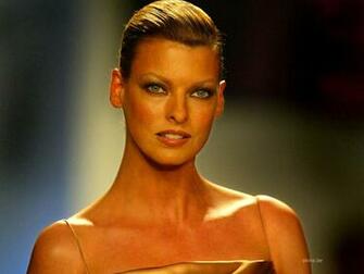 Linda Evangelista Desktop Wallpaper In