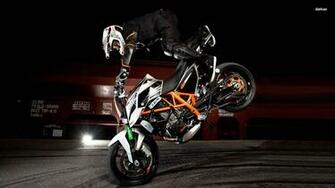 Ktm Duke Motorcycle Wallpaper