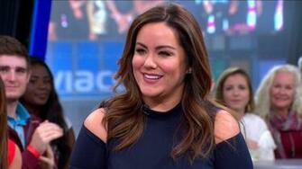 Katy Mixon Talks Body Image Lead Role In Abc S