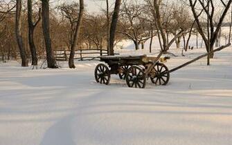 Rustic Retro Old Antique Winter Snow Seasons Wallpaper Background