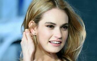 Lily James Wallpaper
