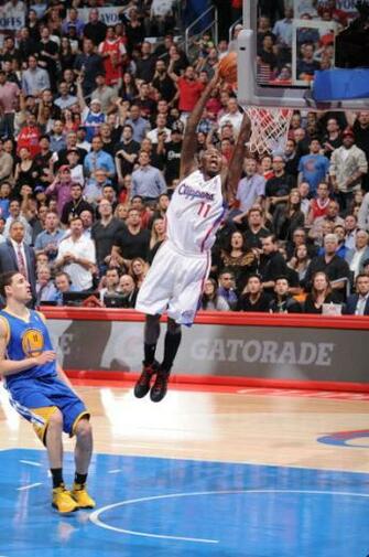 Jamal Crawford Posterizes Defender