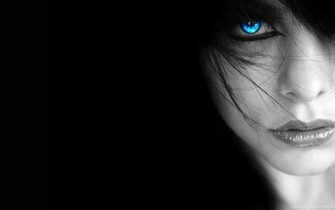 Black And White Girl Widescreen Desktop Wallpaper
