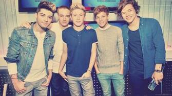 One Direction Group Walljpeg