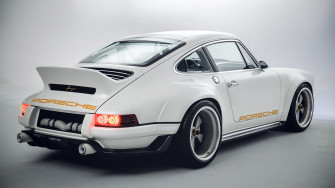 Singer Porsche Wallpaper