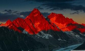 Alpenglow Over The Argentiere Glacier France 4k HD Desktop