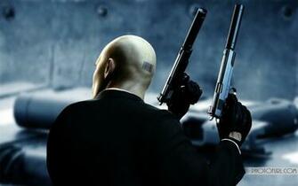 Automatic Guns Or Pistol Desktop Wallpaper