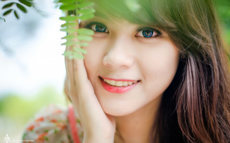 Cute Girl HD Wallpaper