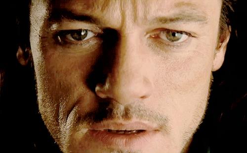 Halloween Hottie Luke Evans As Dracula By Walkaway