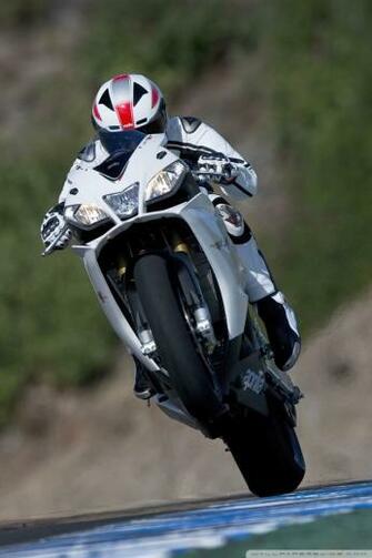 Aprilia Bike 4k HD Desktop Wallpaper For Ultra Tv