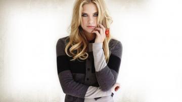 Ashley Benson Wallpaper