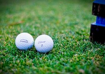 Titleist Golf Wallpaper As The Largest Ball